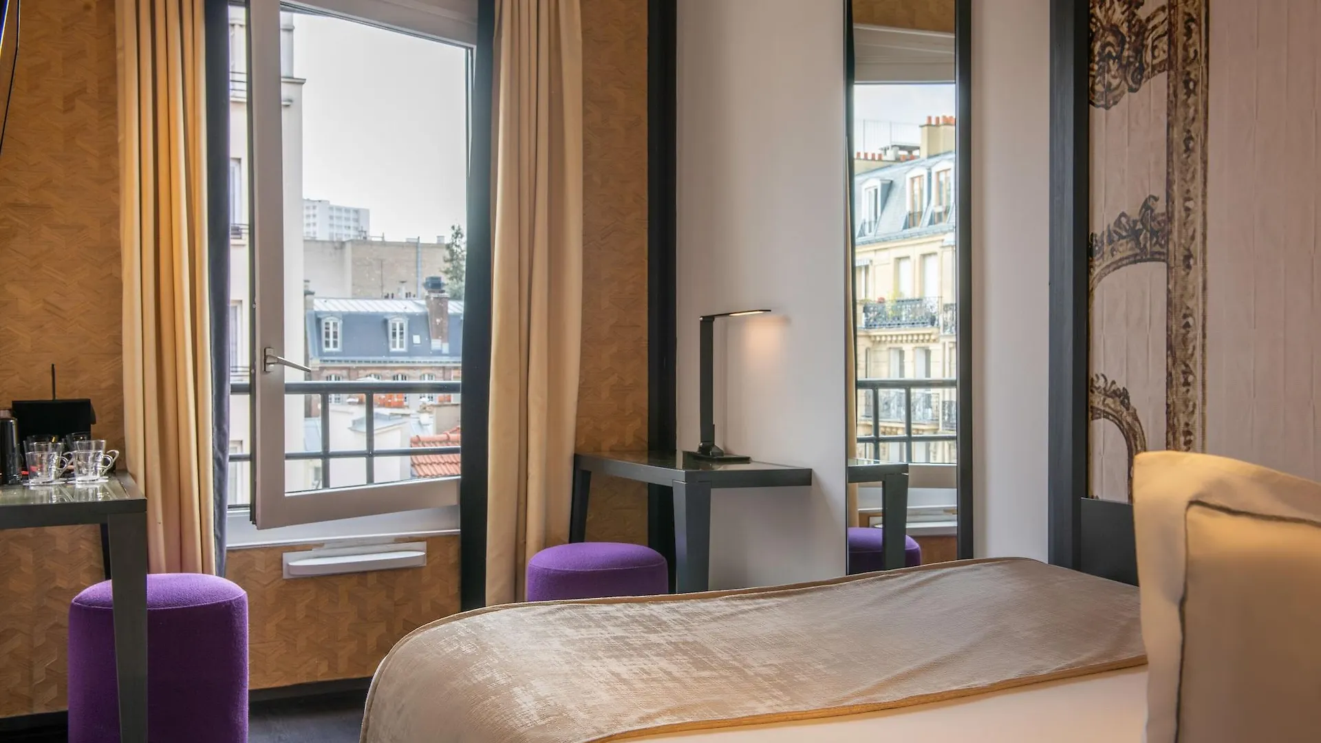 Ξενοδοχείο Yllen Eiffel 4*
