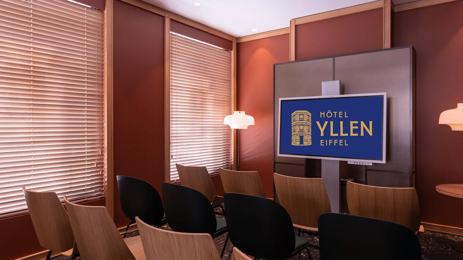 Yllen Eiffel
