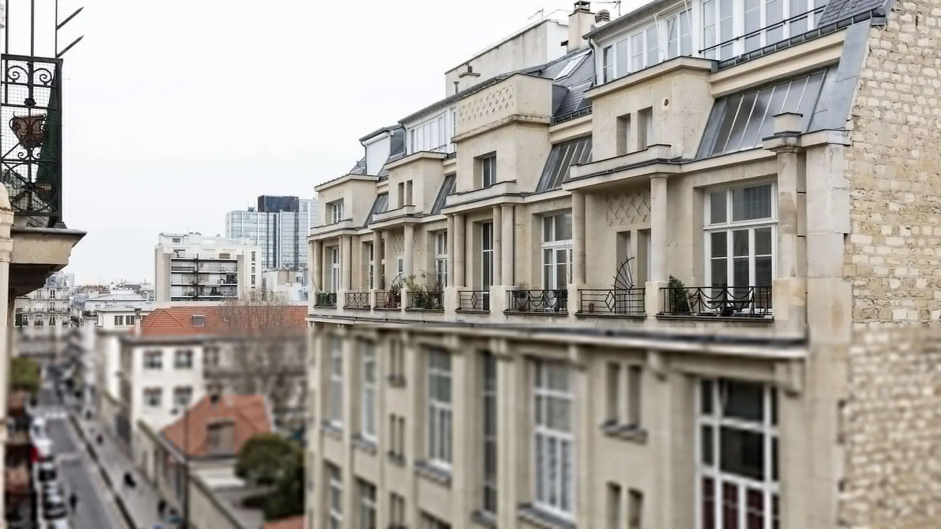 Yllen Eiffel 4* Paris